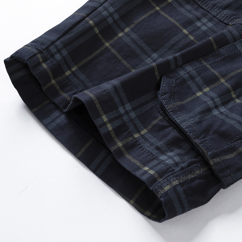 Shorts de aventura con estampado de cuadros