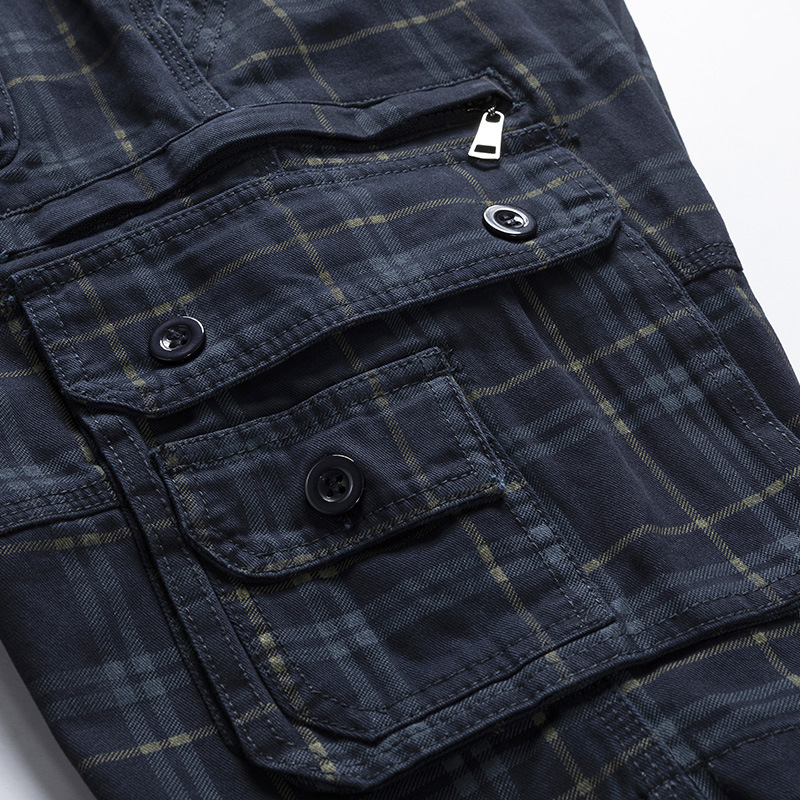 Shorts de aventura con estampado de cuadros