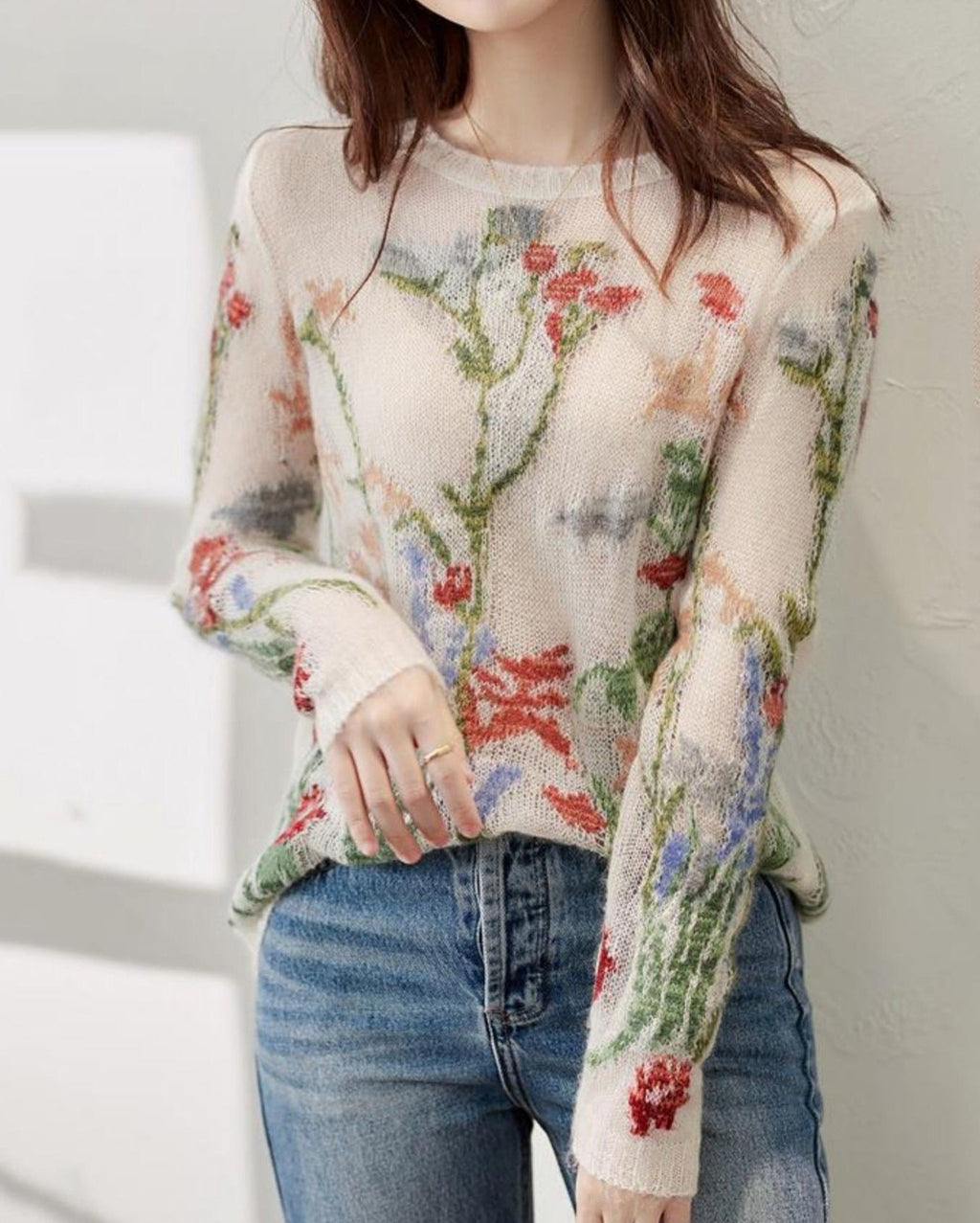 Liora – Suéter Floral