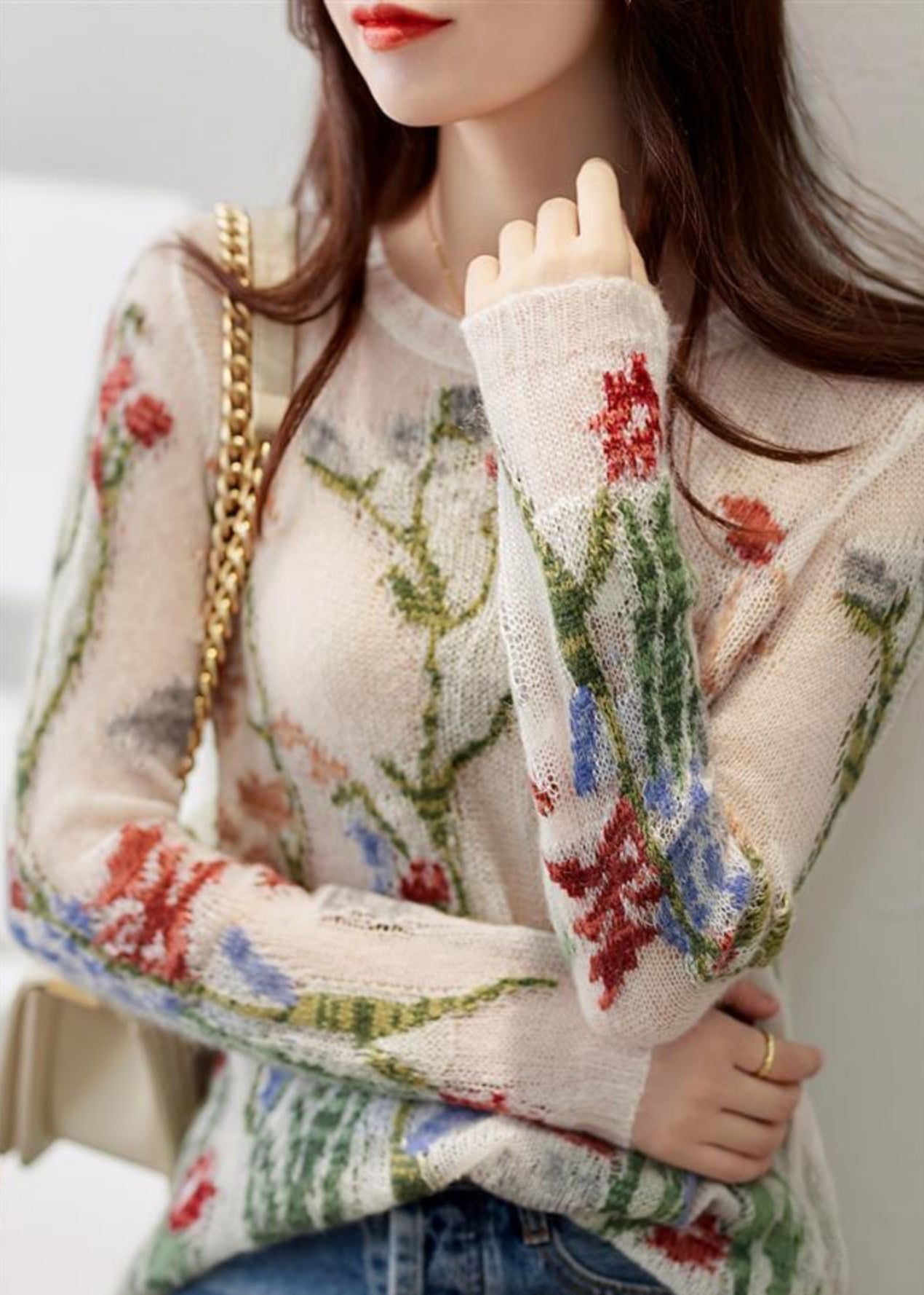 Liora – Suéter Floral