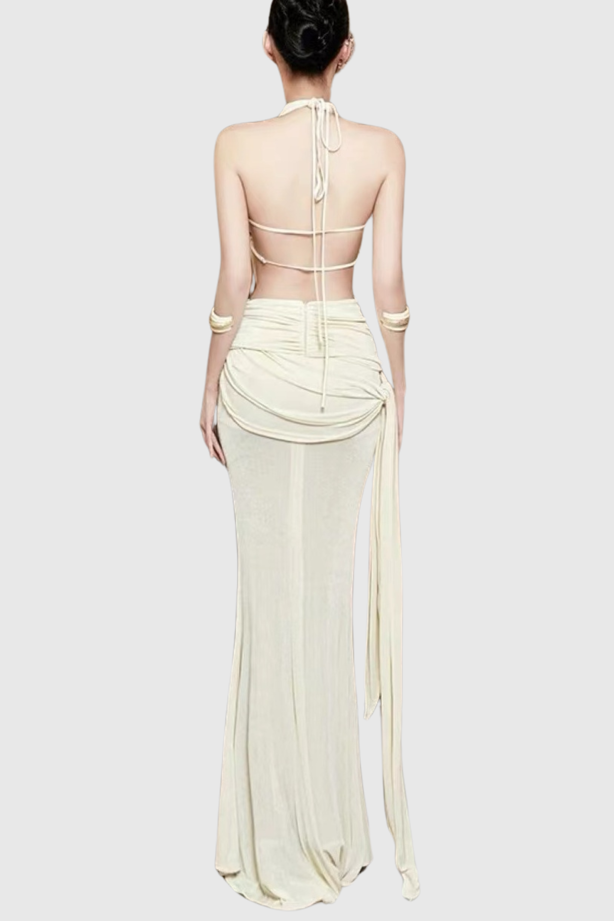 Svajūnė – Elegante vestido largo ajustado