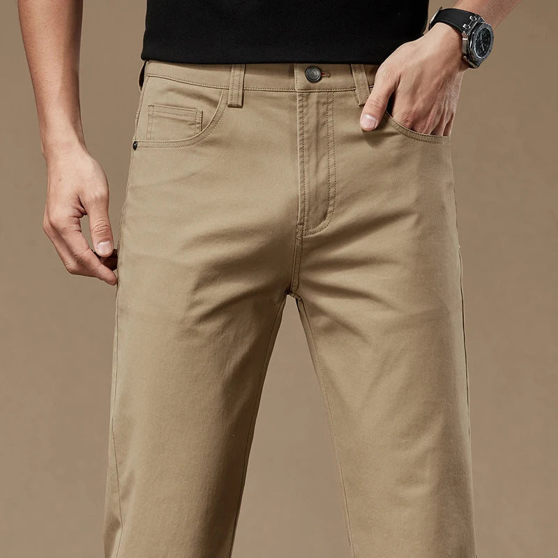 Íconos. Pantalones de Tela de Algodón
