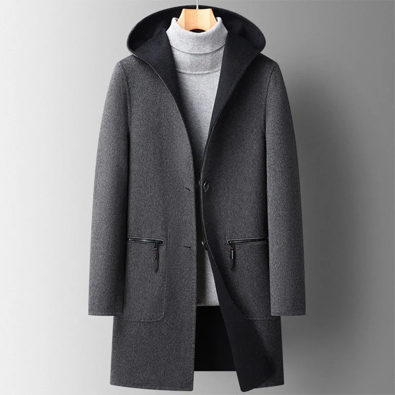 Chaqueta de lana con capucha
