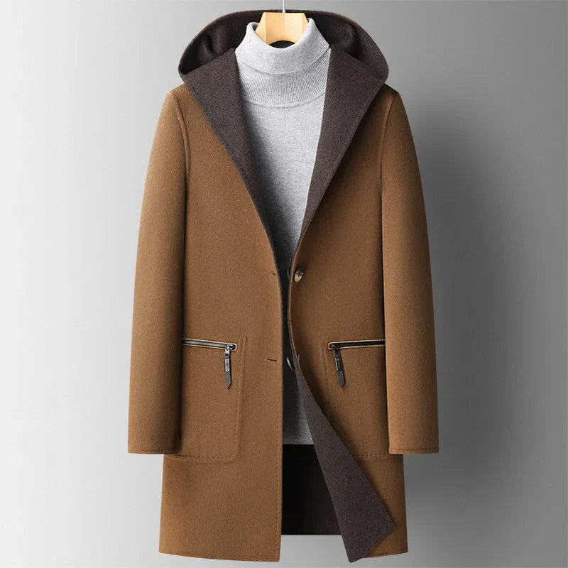 Chaqueta de lana con capucha
