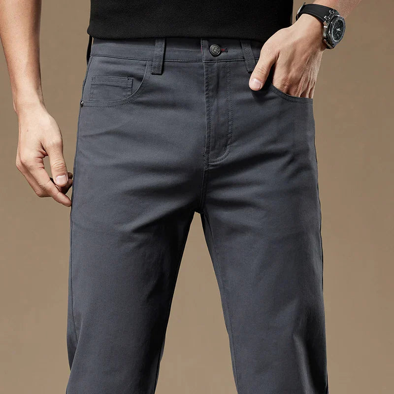 Íconos. Pantalones de Tela de Algodón