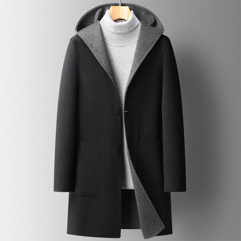 Chaqueta de lana con capucha
