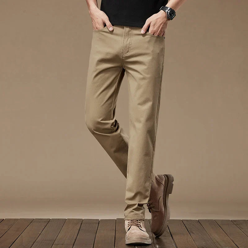 Íconos. Pantalones de Tela de Algodón