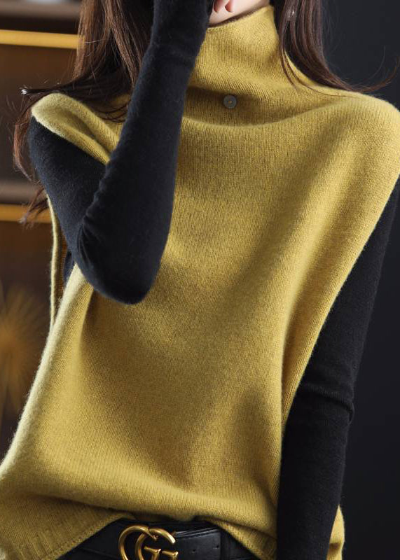 Chaleco elegante sin mangas con cuello alto