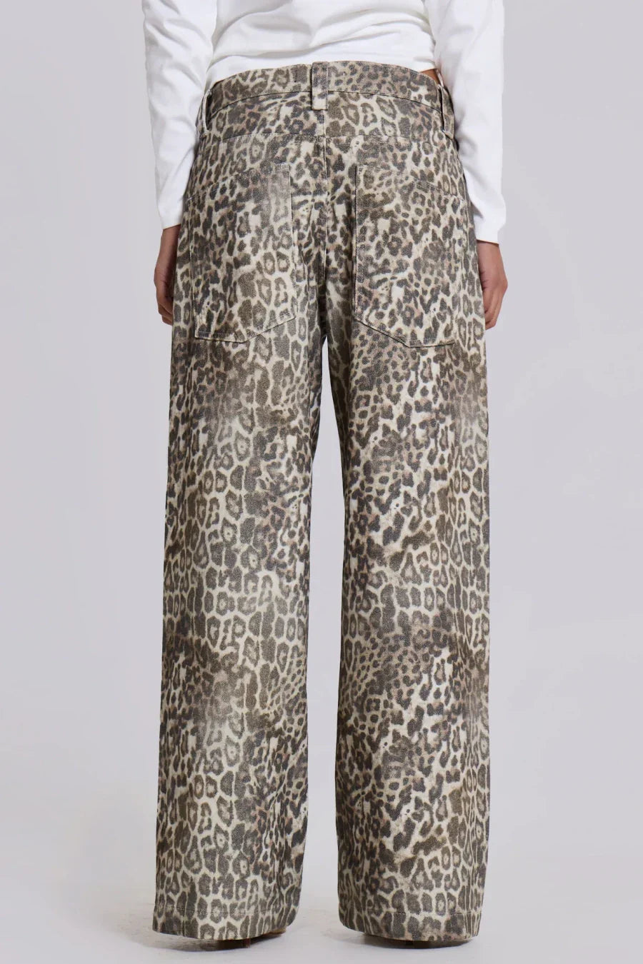 Jeans Veda con diseño de leopardo