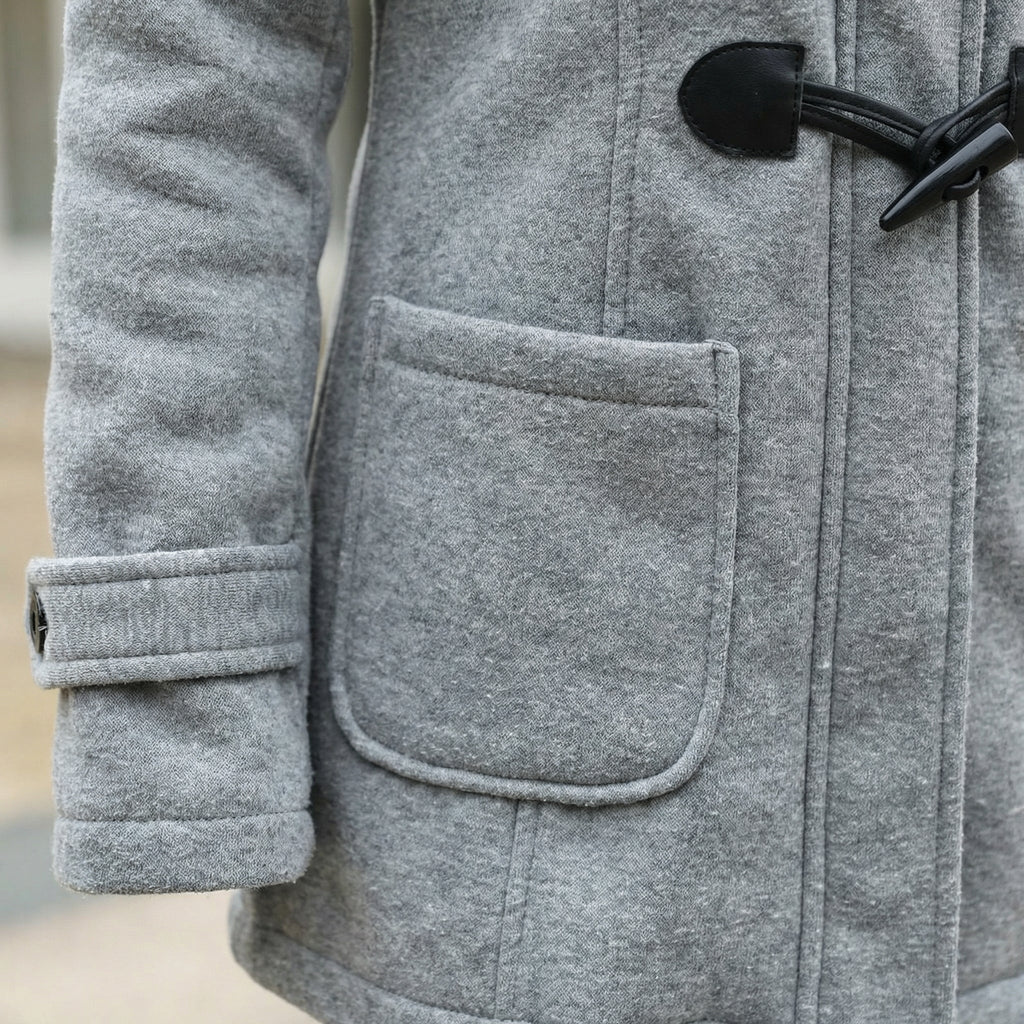Elegante y Práctico Abrigo Ayla