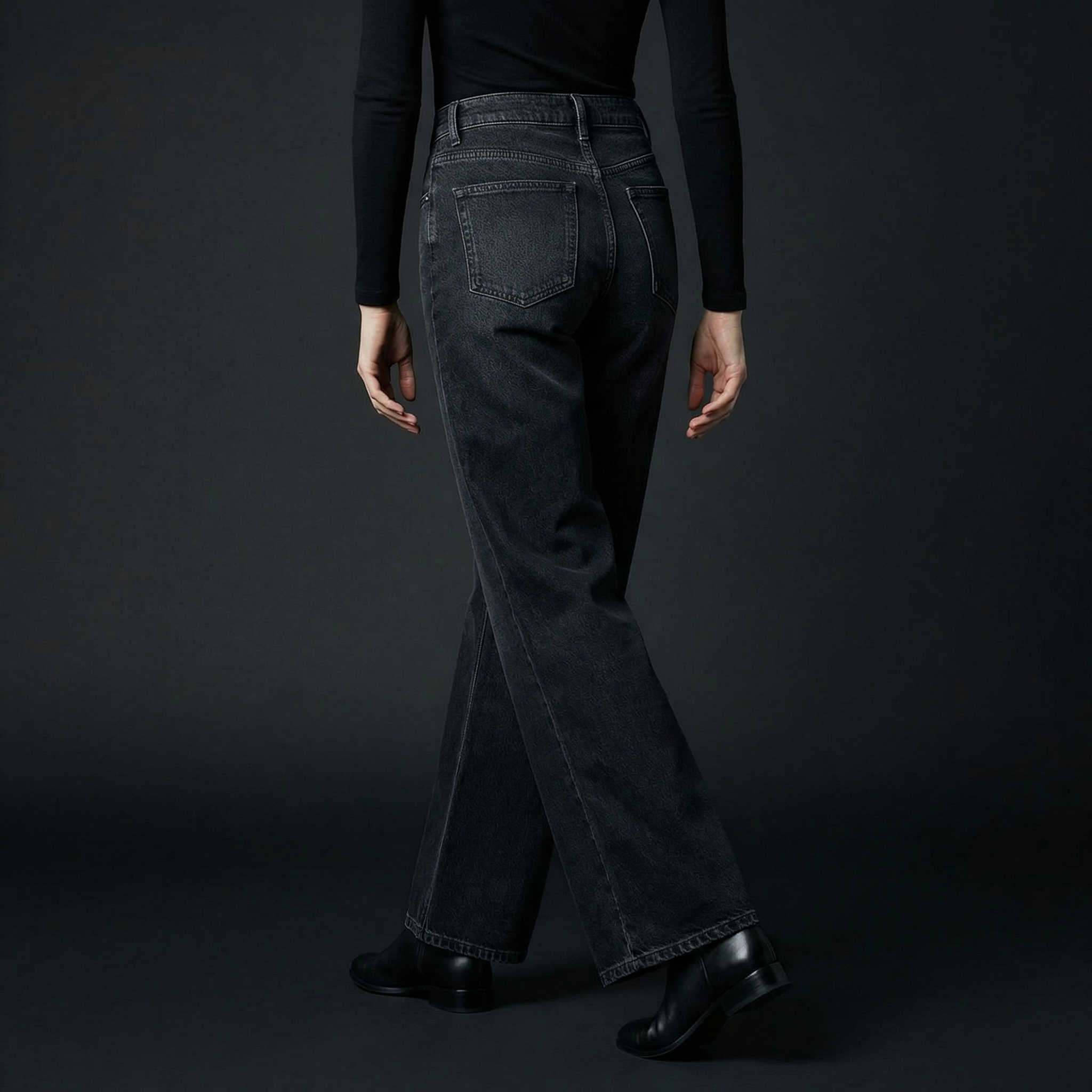 Sima - Jeans con Acabados Metálicos