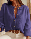 Violeta – Suéter de Invierno con Botones Elegantes