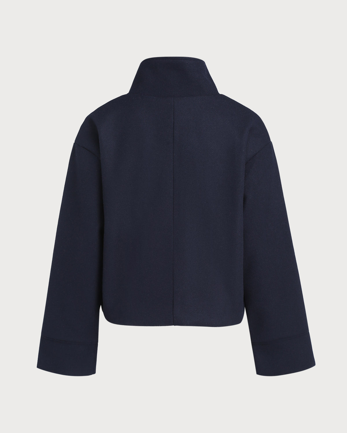 Chaqueta azul de corte suelto con un solo botón