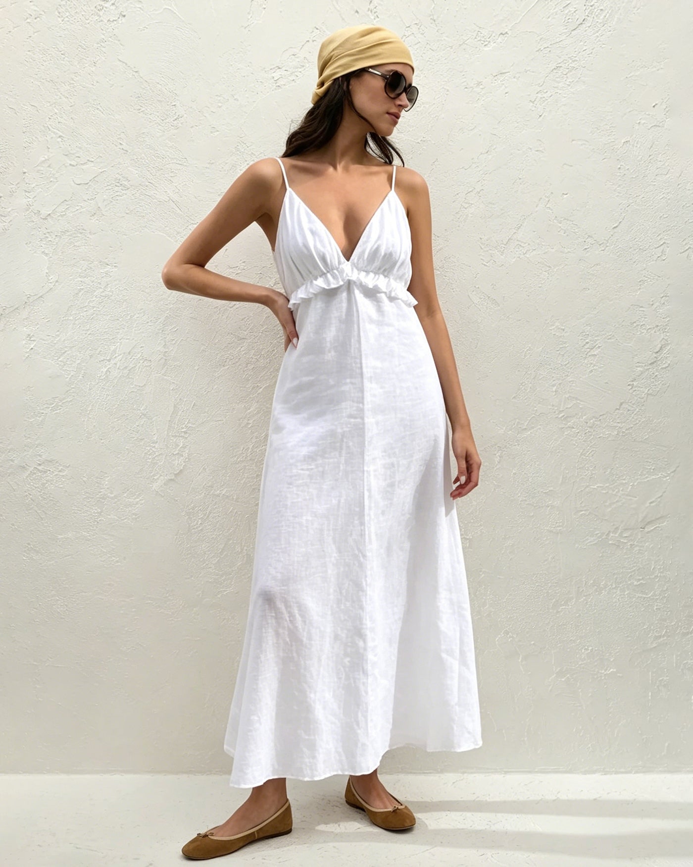 Maxi Dress with Wrinkle Detail - Balta Tvirta