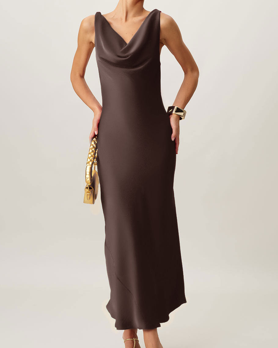 Dalia – Elegante vestido largo de satén