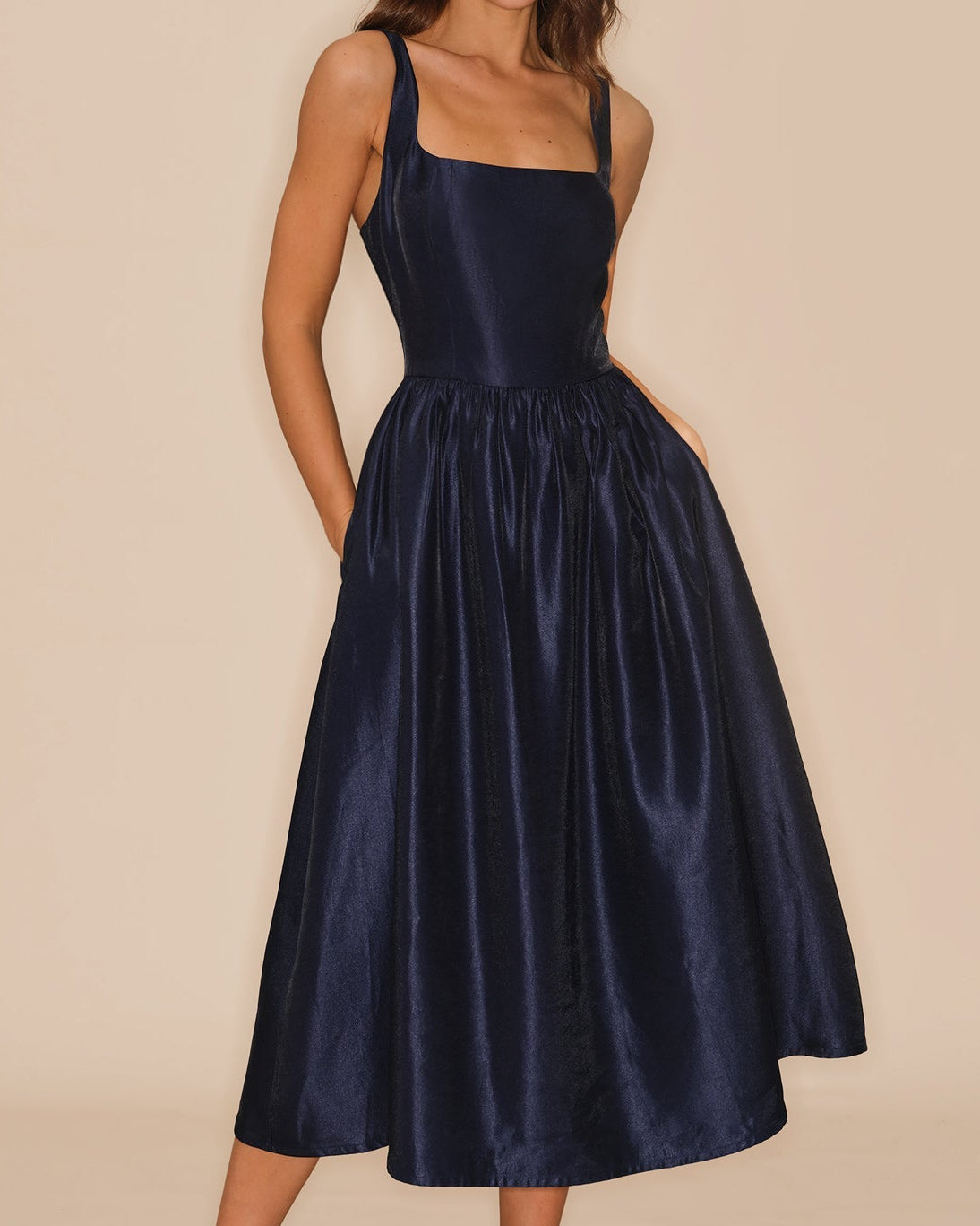 Aurelija – Exclusivo Vestido Midi