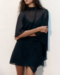Mini Vestido Negro con Detalles Rasgados