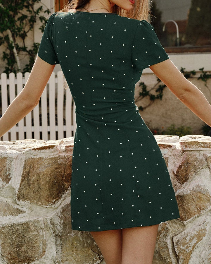 Mini vestido de punto verde con escote en V