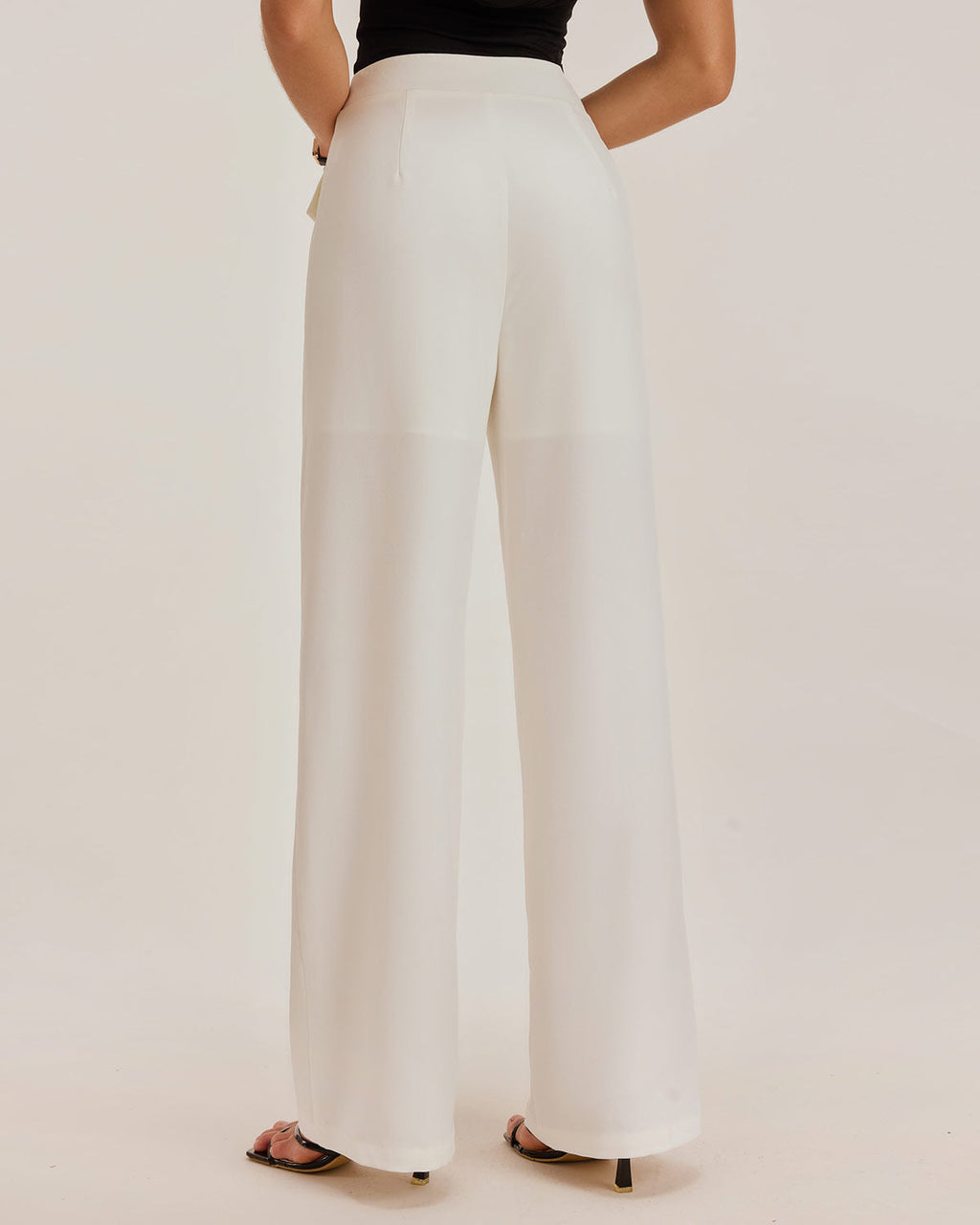 Nela – Pantalones de corte recto con estilo