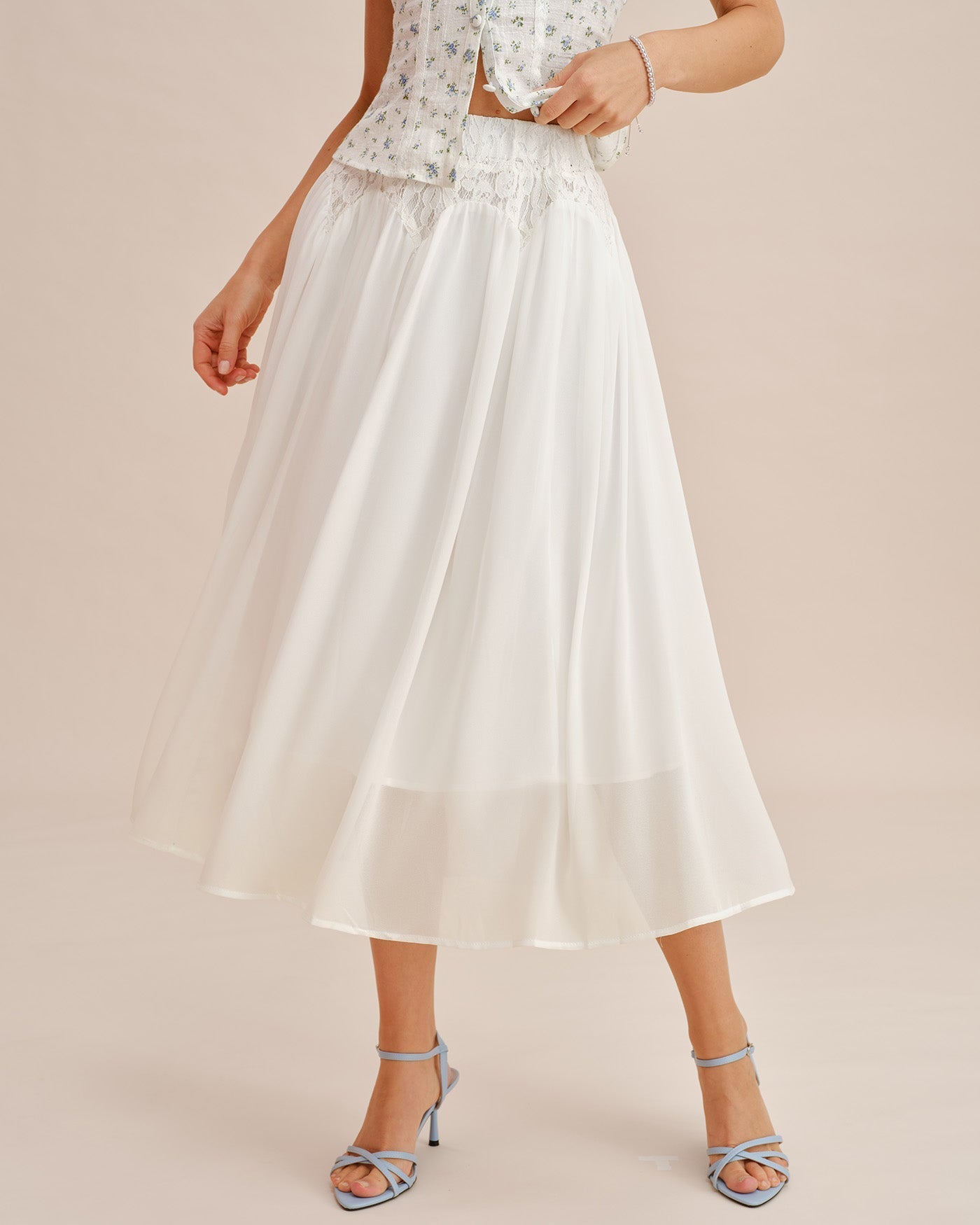 Falda Midi Balta con Encajes y Cintura Elástica