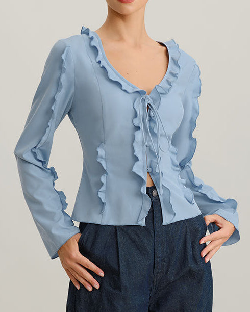 Elira – Blusa Azul con Detalles de Volantes